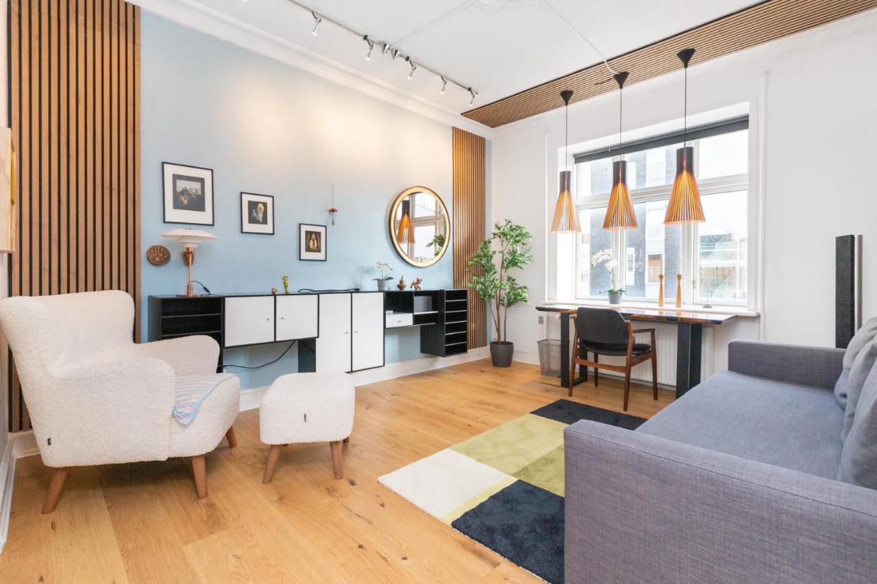 5 Min Fra Banegarden - Plads Til 4-Personer Apartment Aalborg Bagian luar foto